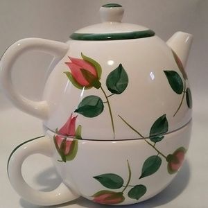 Tea for One White with Roses New in Box